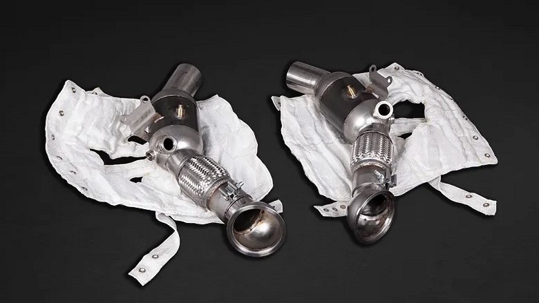Photo of Capristo Downpipes with 250 cells sports cat for the Ferrari SF90 Spider/Stradale - Image 2